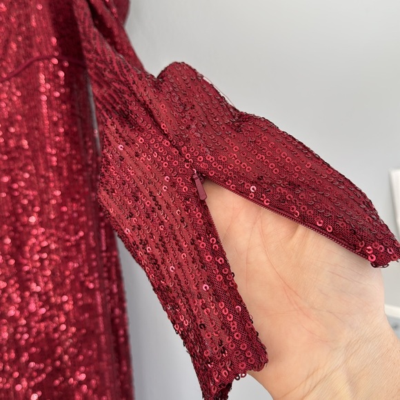 IEENA FOR MAC DUGGAL red wine 16 Sequined High Neck Puff Long Sleeve Column Gown - Picture 6 of 9